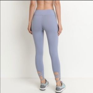Mono B Yoga Pants
